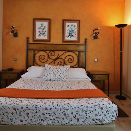 Posada Del Camino Real Torrelaguna Zewnętrze zdjęcie